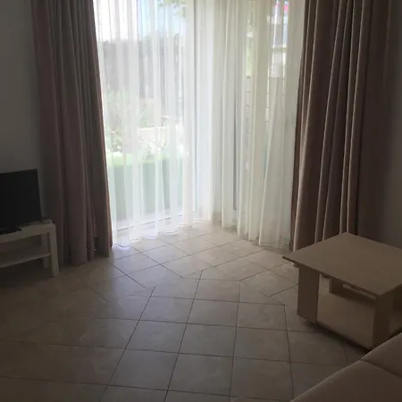 Διαμέρισμα Cu Gradina Ariel & Nemo *