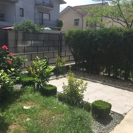 Διαμέρισμα Cu Gradina Ariel & Nemo *