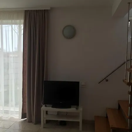 Cu Gradina Ariel & Nemo Lägenhet *